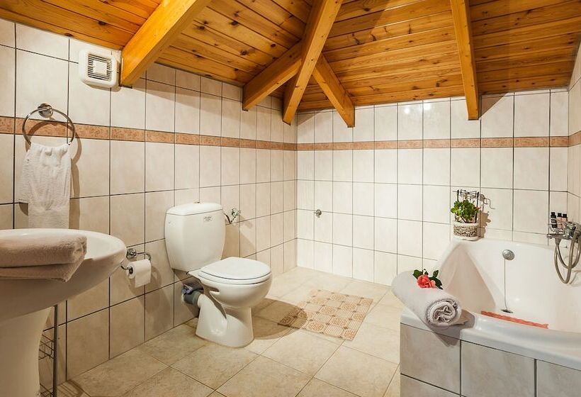 Kavos Psarou Studios And Apartments