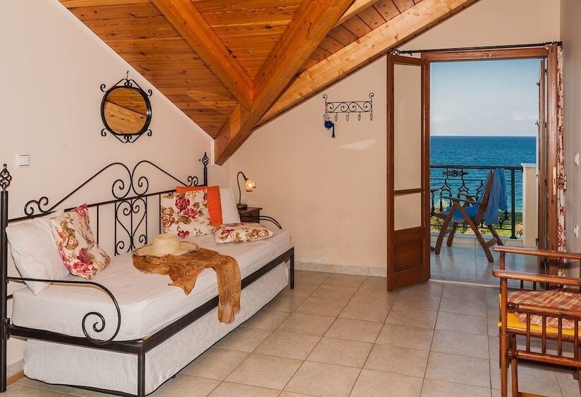 Kavos Psarou Studios And Apartments