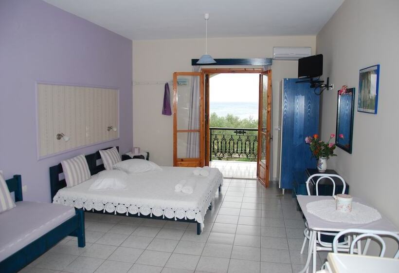 Kavos Psarou Studios And Apartments