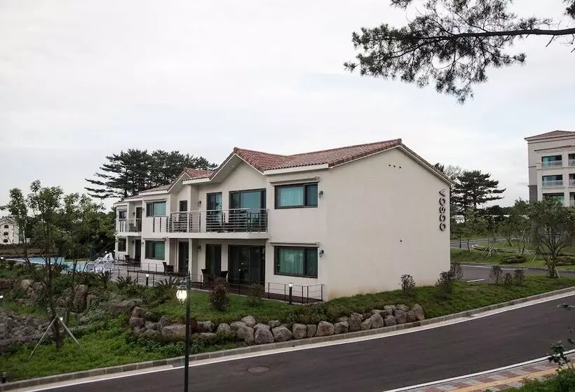 Jeju Marevo Resort