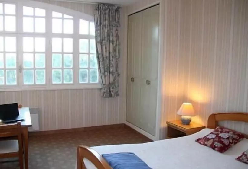 ペンション Le Mas De La Verrerie