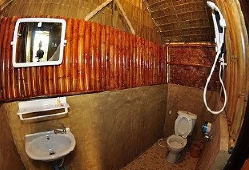 Phutawan Bamboo Resort