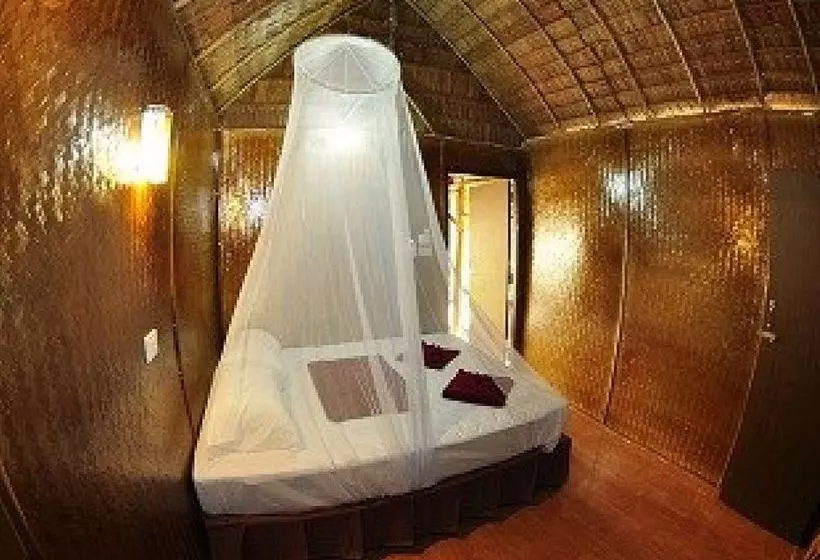 Phutawan Bamboo Resort