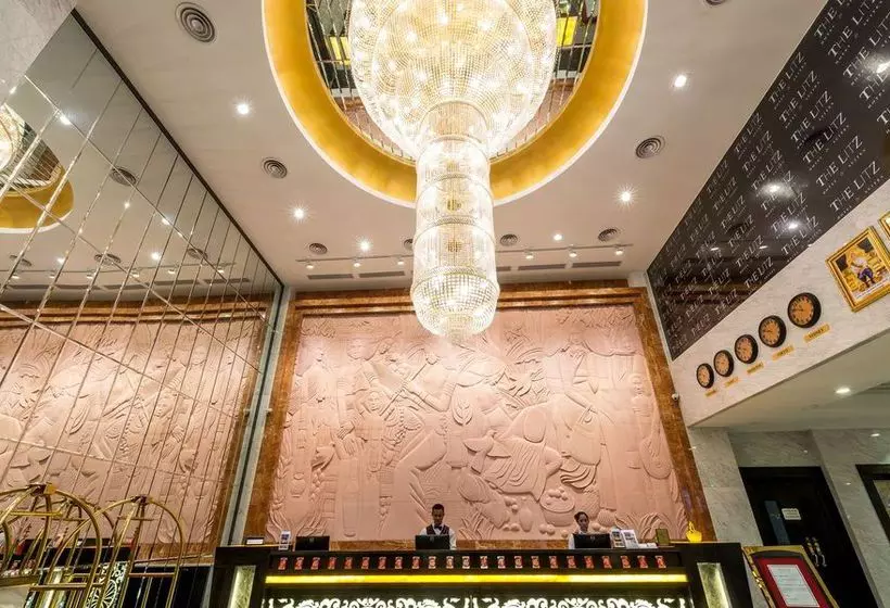 The Litz Hotel & Suites