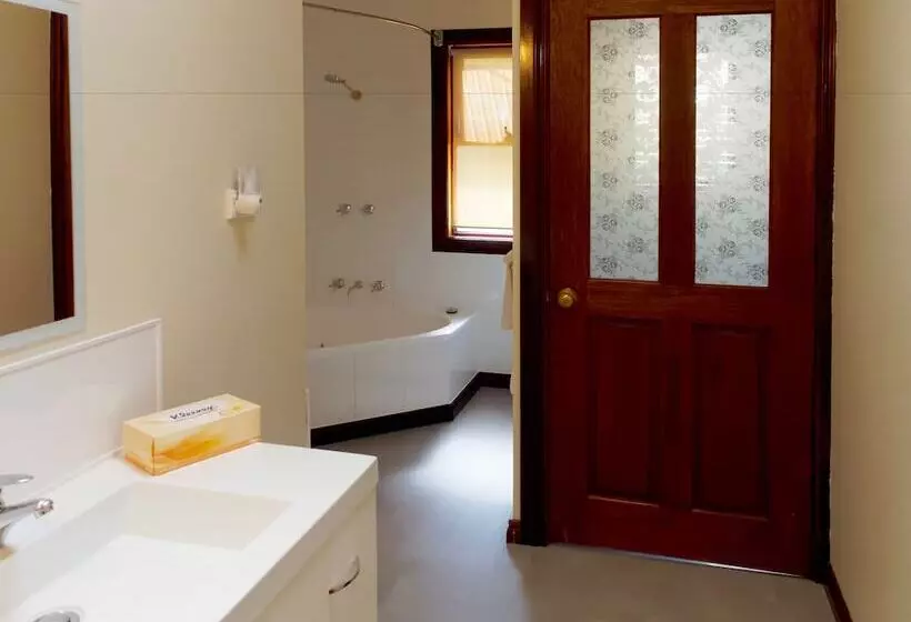 Tranquilles Bed & Breakfast