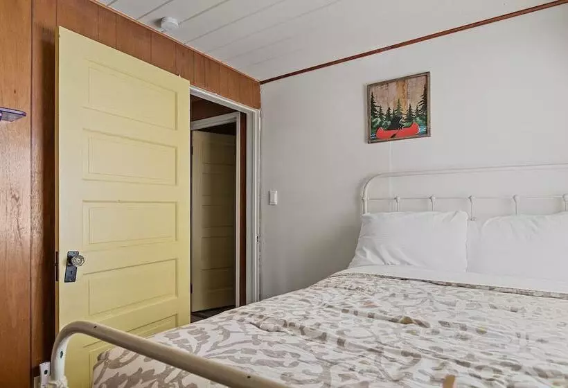 Happy Bear Cabin Hike, Bike & More!