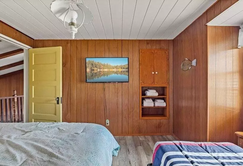 Happy Bear Cabin Hike, Bike & More!