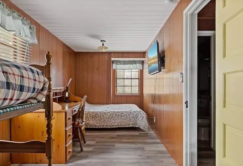 Happy Bear Cabin Hike, Bike & More!