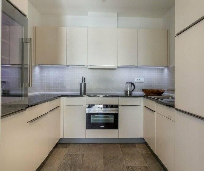 هتل Apartment Sea View By My Way