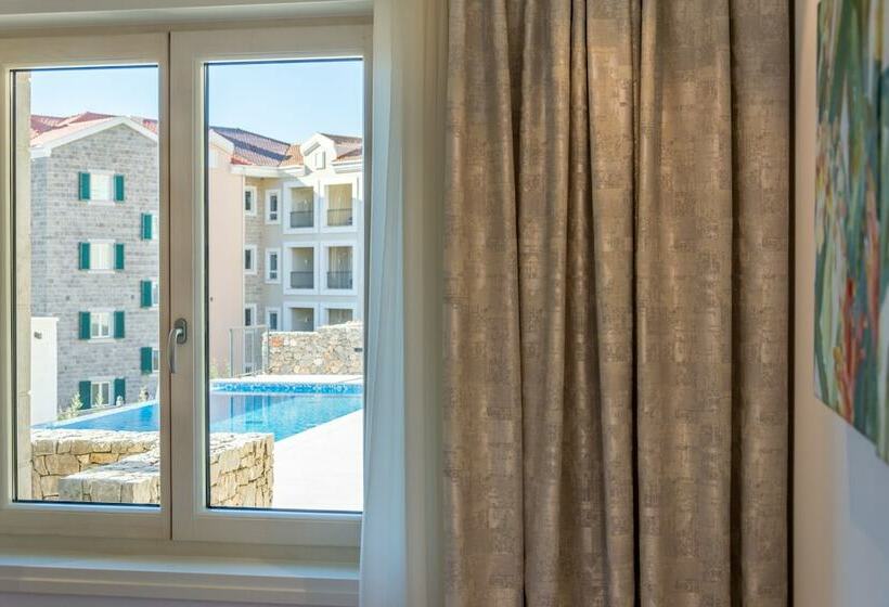 هتل Apartment Sea View By My Way