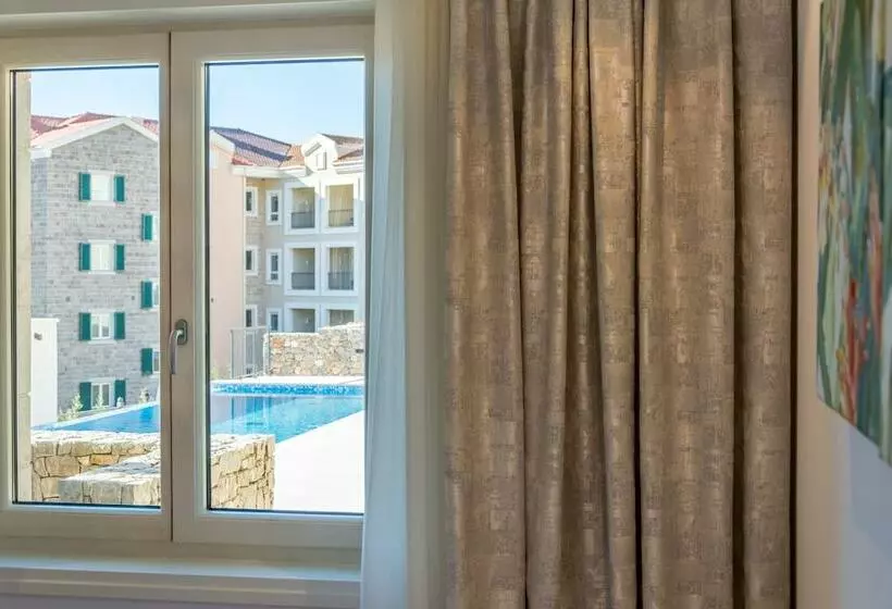 هتل Apartment Sea View By My Way