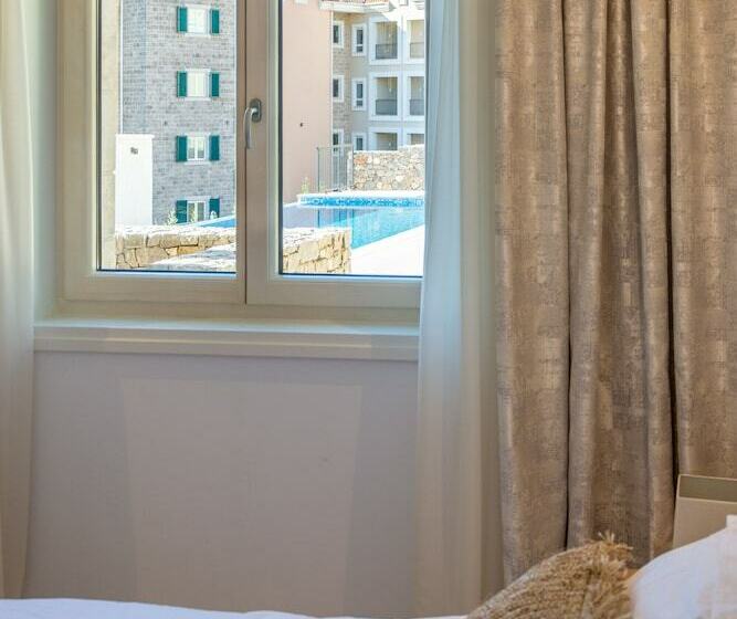 هتل Apartment Sea View By My Way