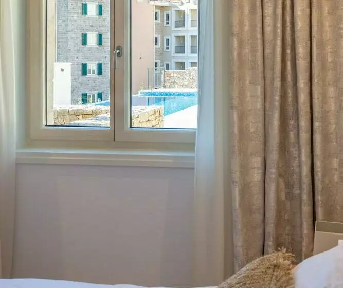 هتل Apartment Sea View By My Way