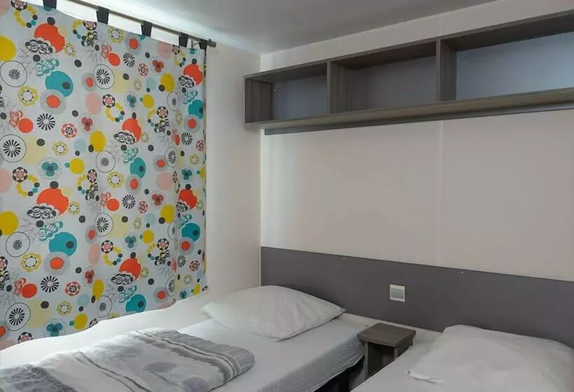 هتل Camping Les 3 Sablières