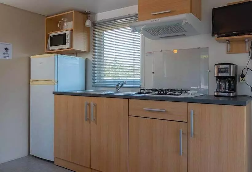 هتل Camping Les 3 Sablières