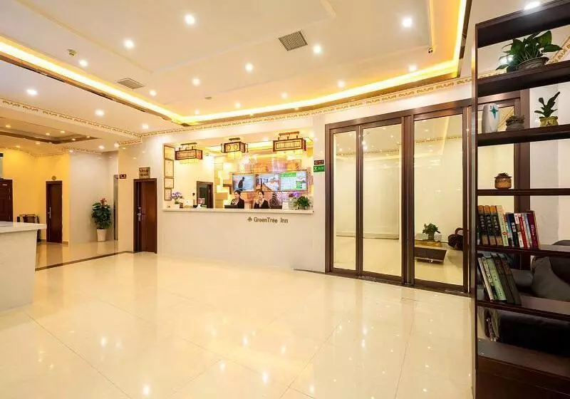 Hotelli Greentree Inn Guilin Lingui District Jinshan Square Jinshui Road Express