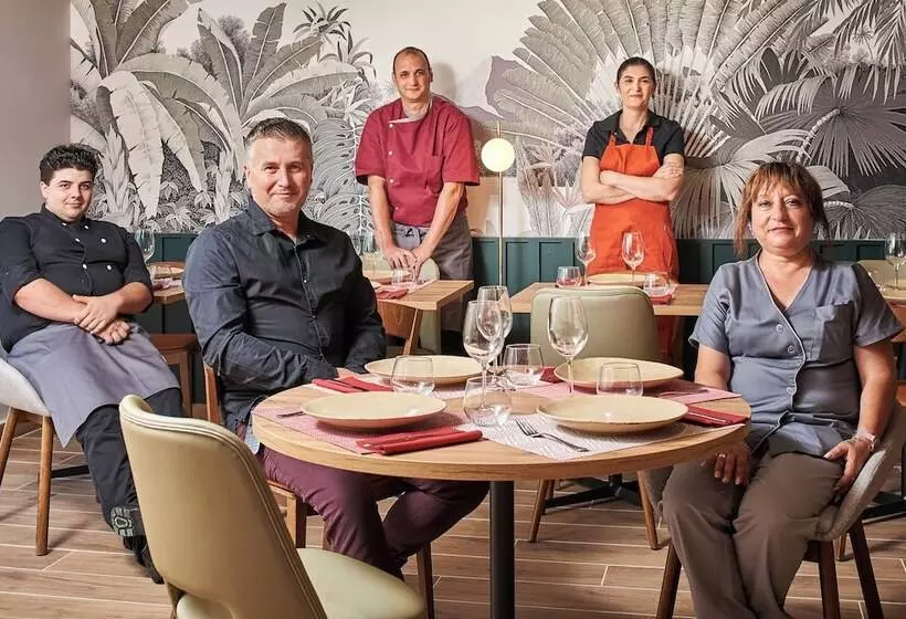 ホテル Originals Boutique, Hôtel Larivaut, Puy Guillaume