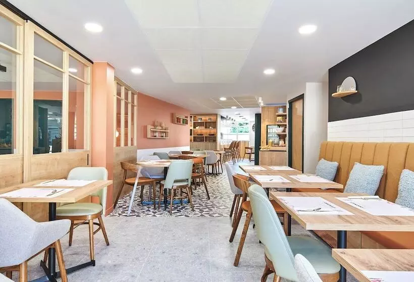 ホテル Originals Boutique, Hôtel Larivaut, Puy Guillaume