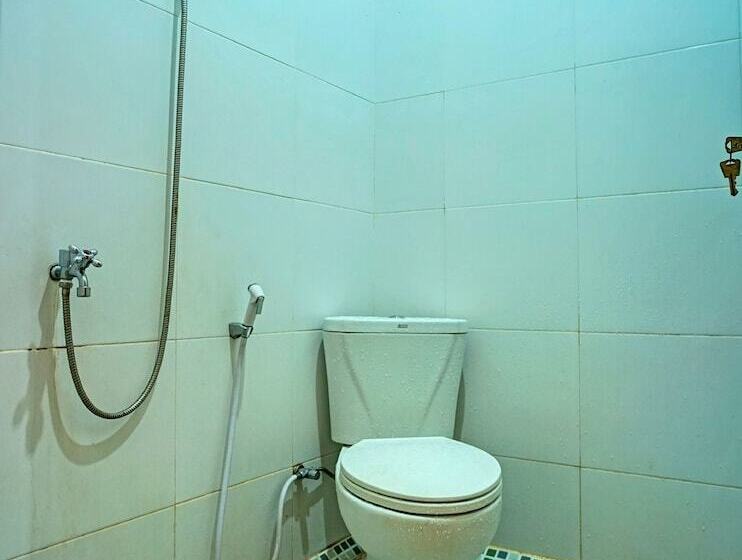 ホテル Oyo 90979 Ryfana Residence Syariah