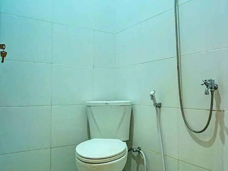 Hotelli Oyo 90979 Ryfana Residence Syariah