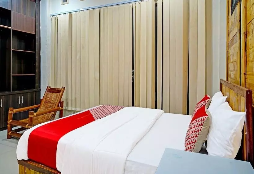 Hotelli Oyo 90979 Ryfana Residence Syariah