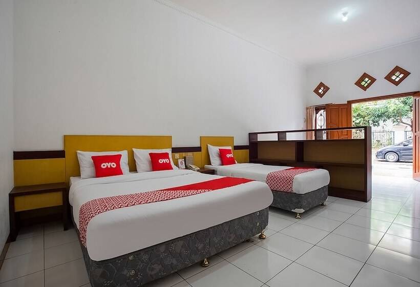 ホテル Oyo 90979 Ryfana Residence Syariah