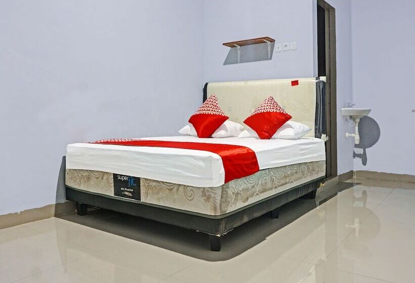 Отель Oyo 91219 Adhyaksa Homestay Makassar
