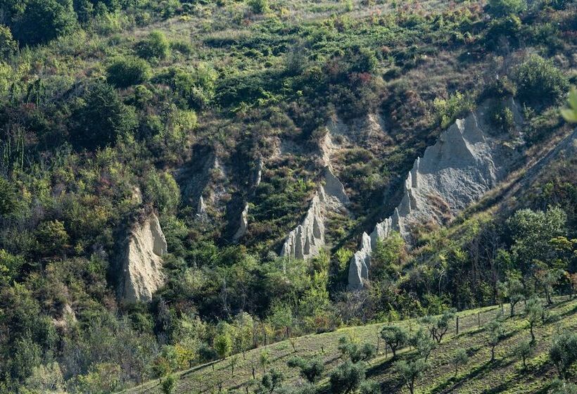 Сельский отель Colle Serrano Relais & Spa