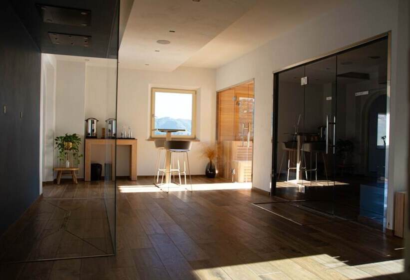 Сельский отель Colle Serrano Relais & Spa