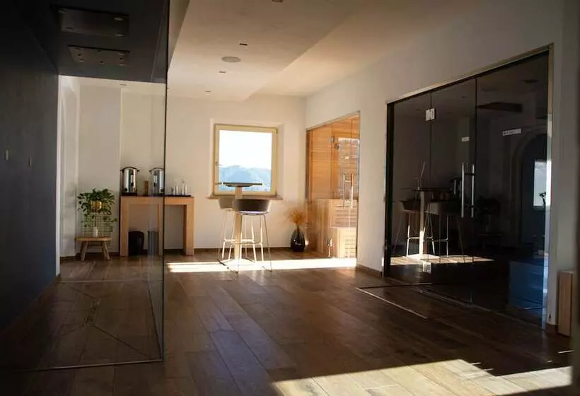 Maaseutuhotelli Colle Serrano Relais & Spa