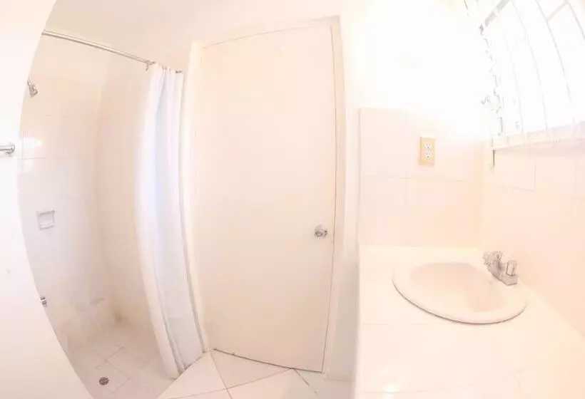 پانسیون One Rythm