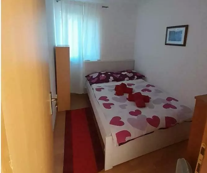 Retkeilymaja Apartments Dalamar