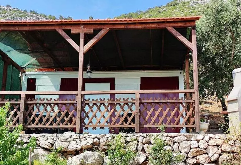 Retkeilymaja Apartments Dalamar