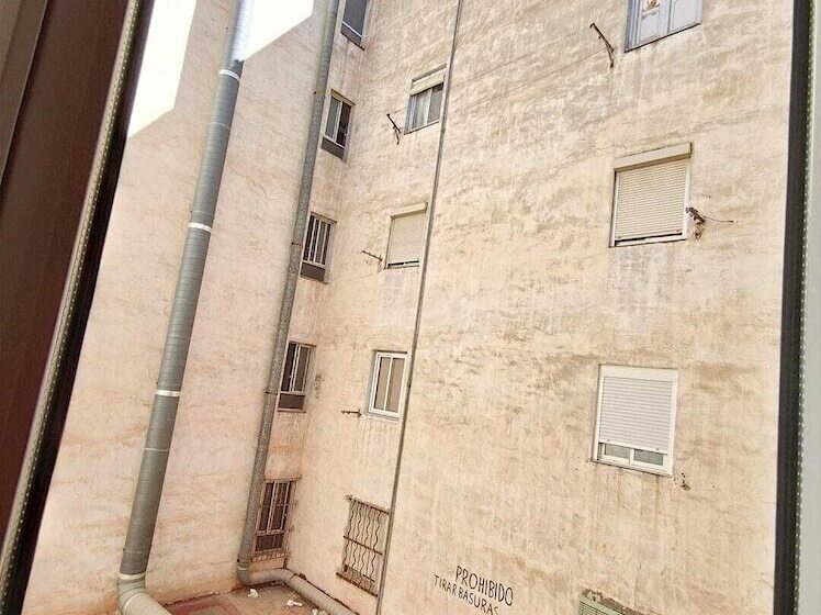 مسافرخانه Hidalmen Alicante