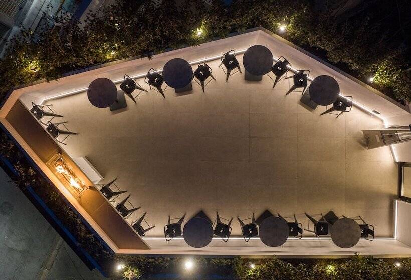 ペンション Koniama Acropolis