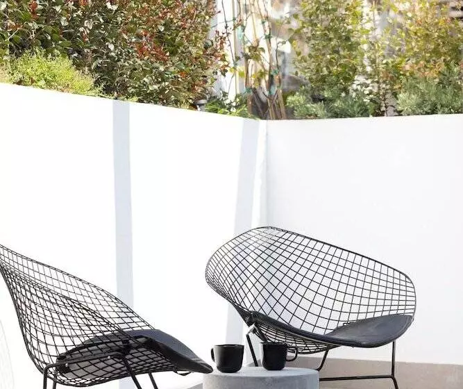 ペンション Koniama Acropolis