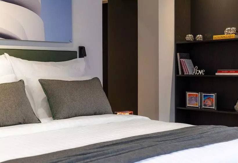 ペンション Koniama Acropolis