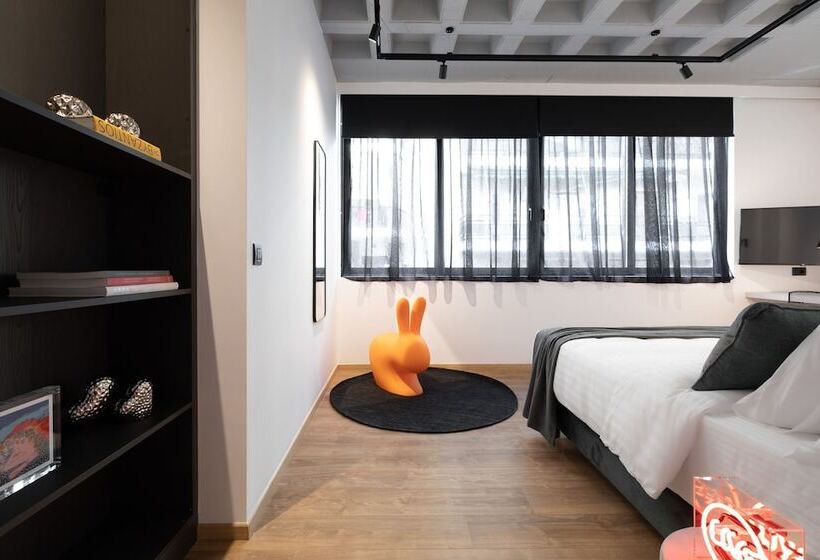 ペンション Koniama Acropolis