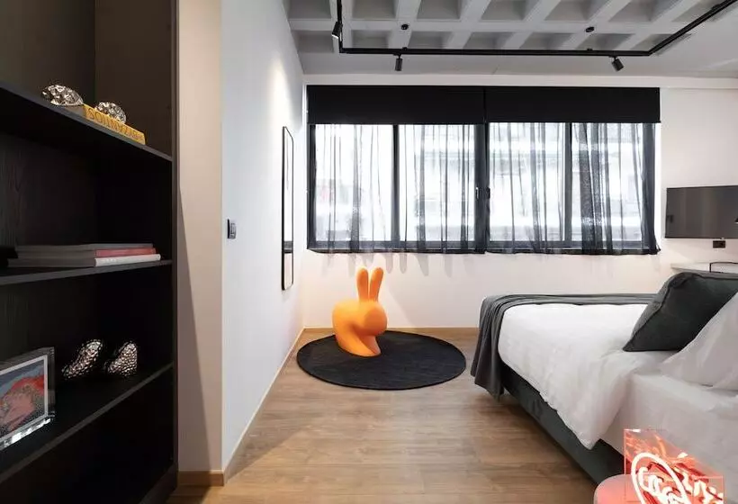 ペンション Koniama Acropolis