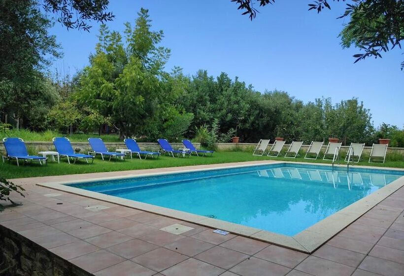 Pension (Hôtel basse catégorie) Villa Koulouridi