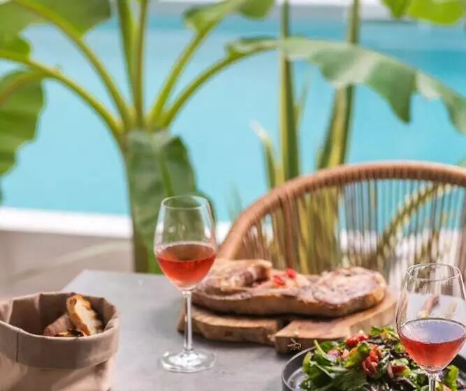 Soho Exclusive Suites