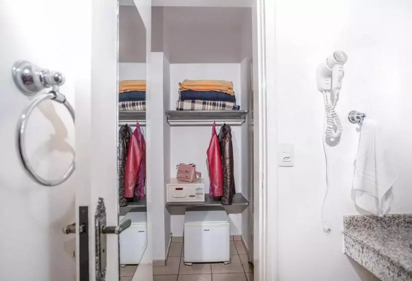 Hostelli Pousada águas Do Vale