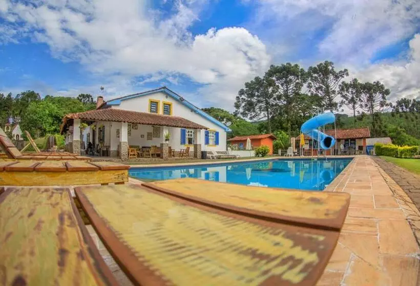 Hostelli Pousada águas Do Vale