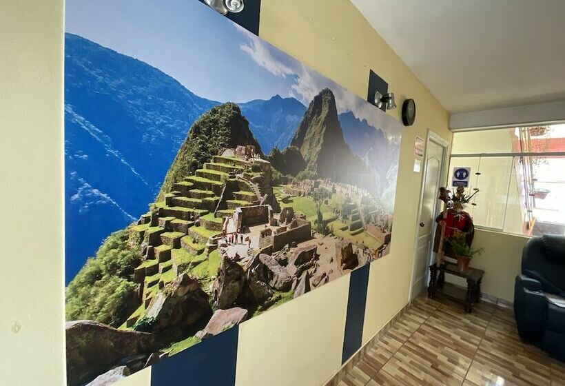 Отель Andean Host Inn Cusco