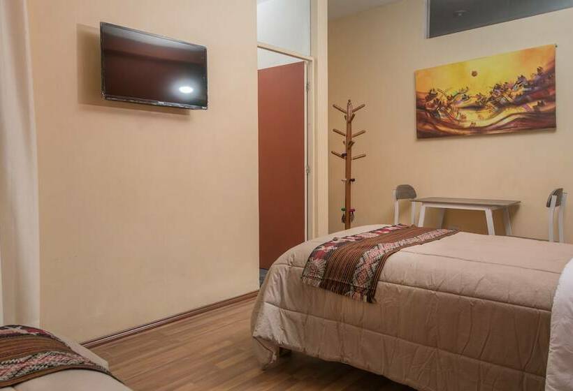 Отель Andean Host Inn Cusco