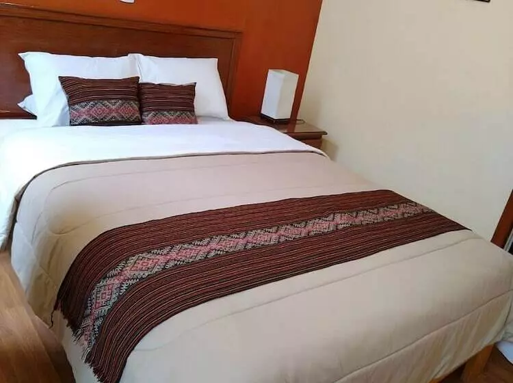 ホテル Andean Host Inn Cusco