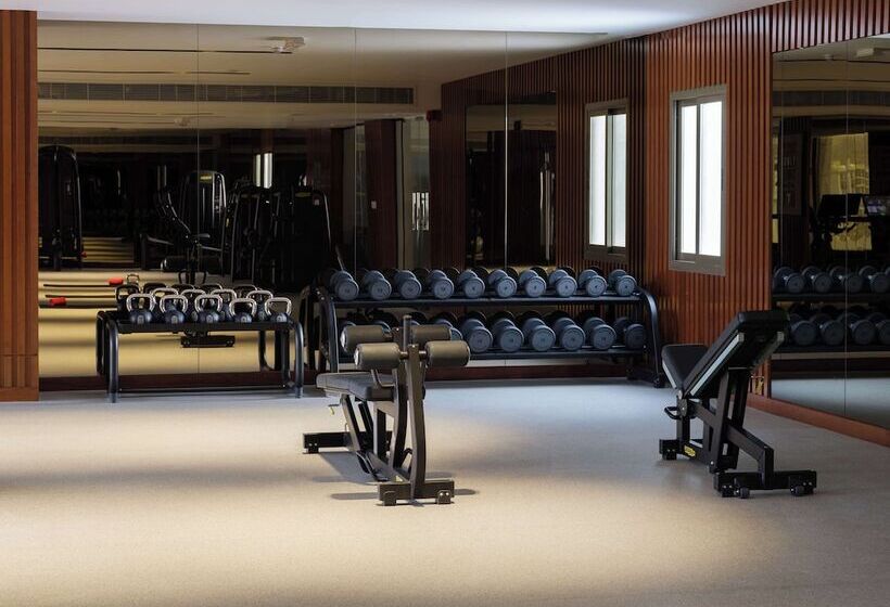 هتل Doubletree By Hilton Muscat Qurum