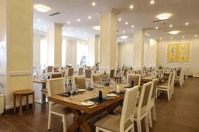 هتل Haile Grand Addis Ababa