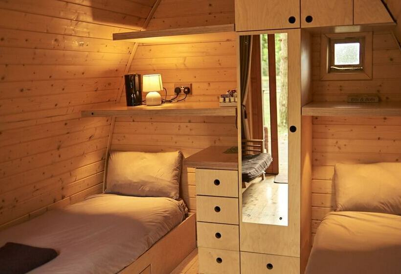 Hotel Pinewood At Port Lympne Reserve