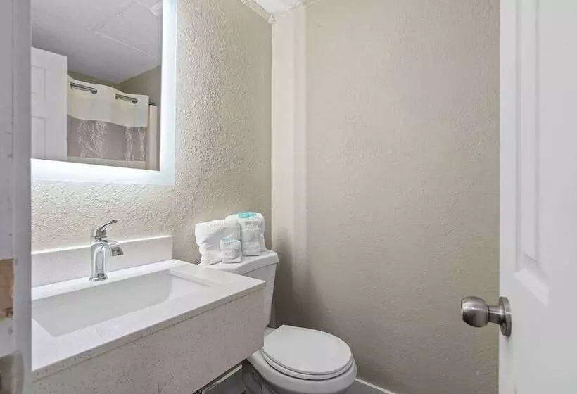 Hotelli Travelodge By Wyndham Kissimmee/orlando